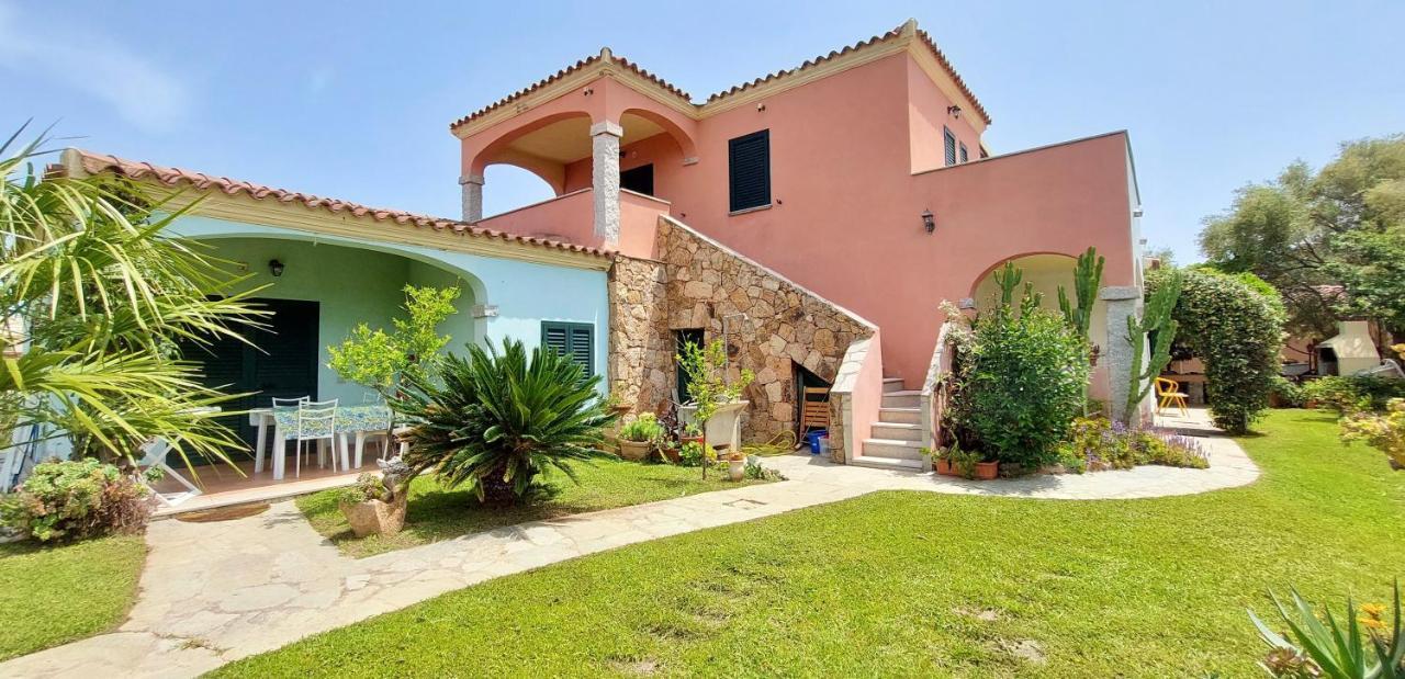 Iss Travel, La Padula - Apartments With Private Veranda And Parking San Teodoro  Exterior photo